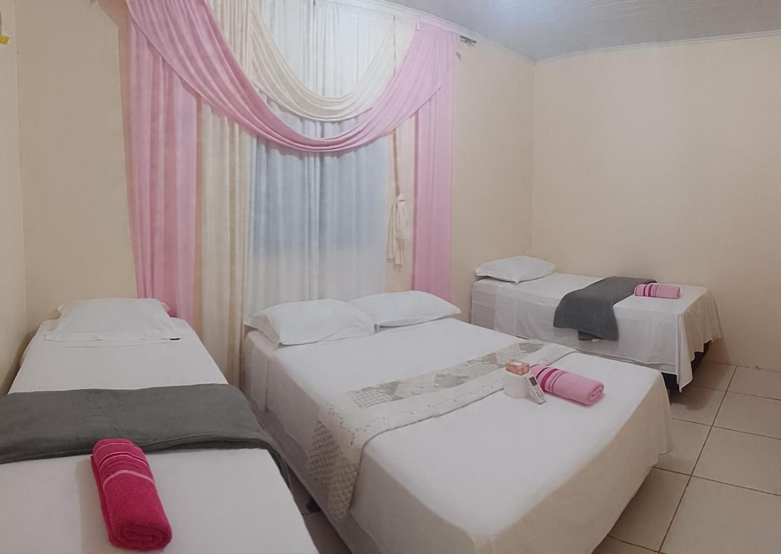 Macedo Hospedagem Mateiros Buitenkant foto